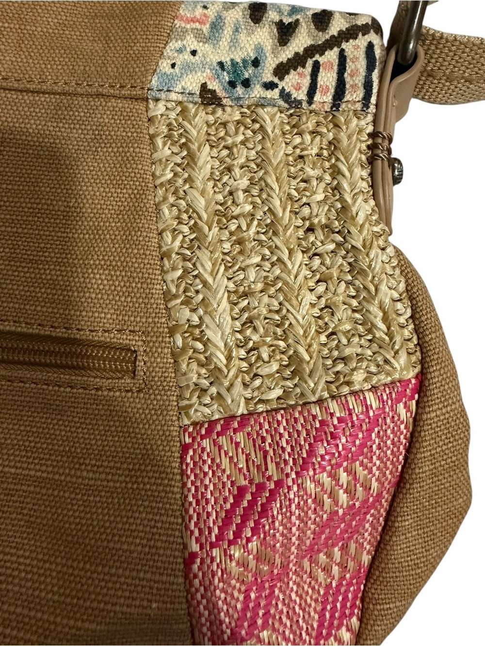 Sakroots/bohemian,free-spirited, & nature loving Cross-Body Bag for women. - Picture 7 of 15
